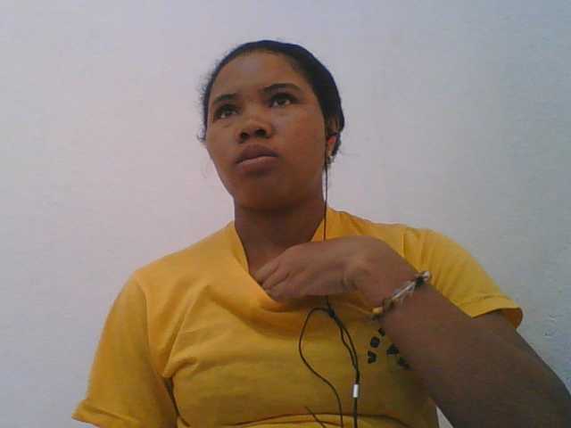 Juliah1a live cam on BongaCams