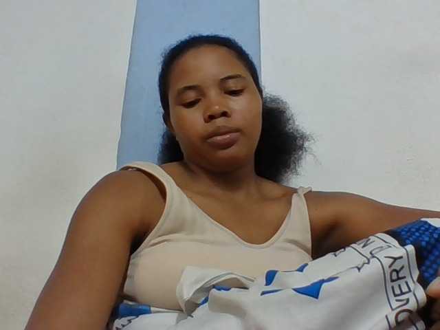 Juliah1a live cam