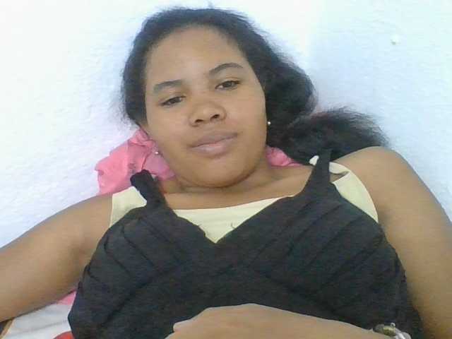 Juliah1a live cam on BongaCams