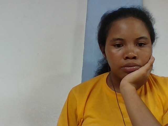 Juliah1a live cam on BongaCams