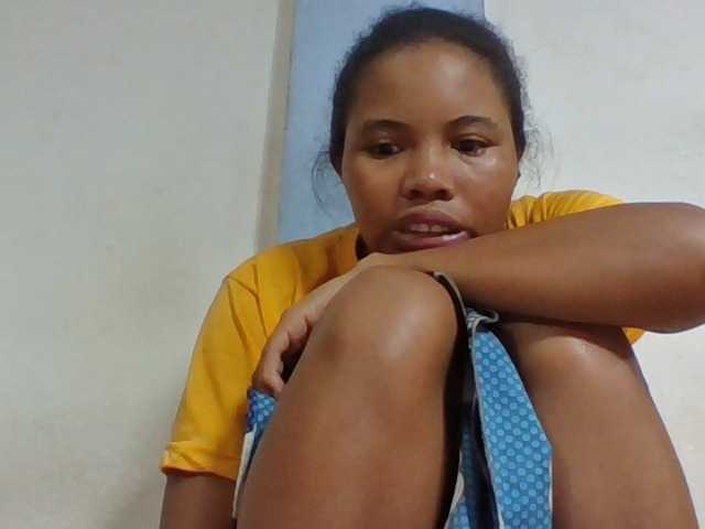 Juliah1a live cam on BongaCams
