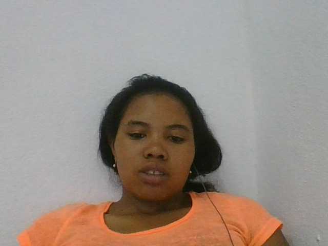 Juliah1a live cam on BongaCams