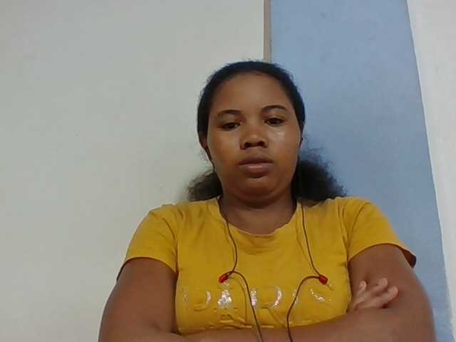 Juliah1a live cam on BongaCams