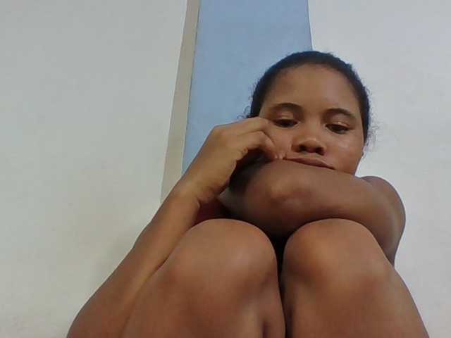 Juliah1a live cam on BongaCams