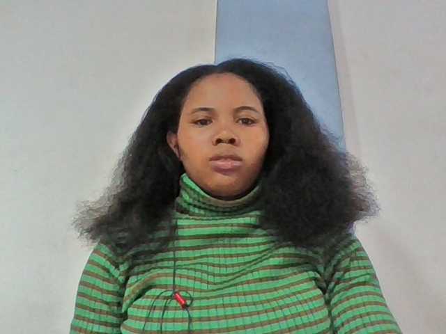 Juliah1a live cam on BongaCams