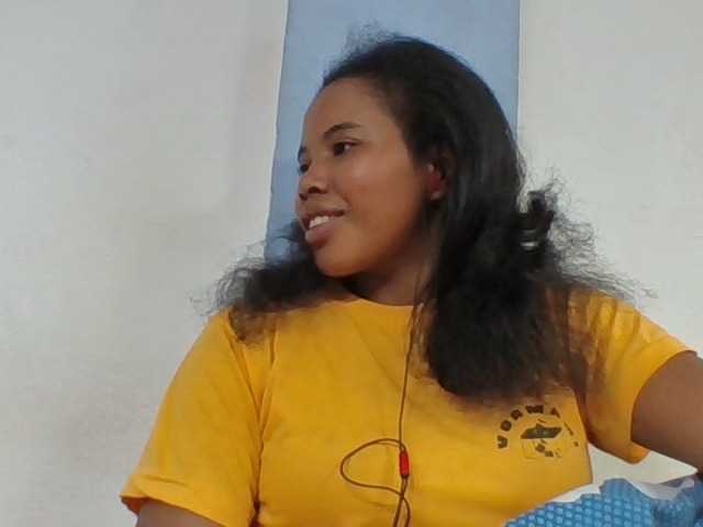 Juliah1a live webcam show