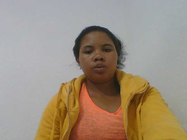 Juliah1a live cam on BongaCams