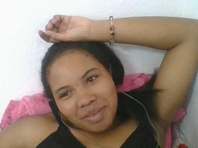 Juliah1a live cam on BongaCams