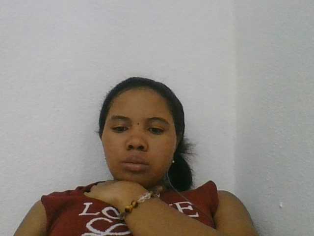 Juliah1a live cam on BongaCams
