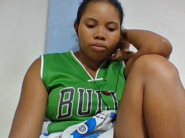 Juliah1a live cam on BongaCams