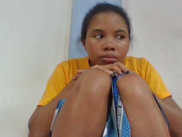 Juliah1a live cam on BongaCams