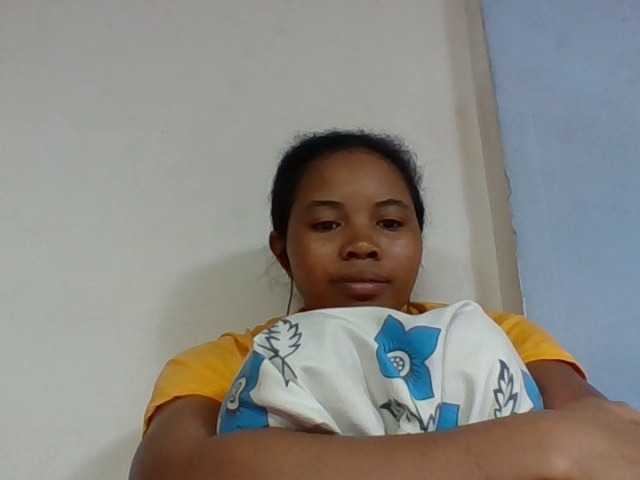Juliah1a live cam on BongaCams