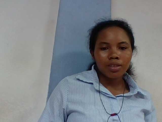 Juliah1a live webcam show
