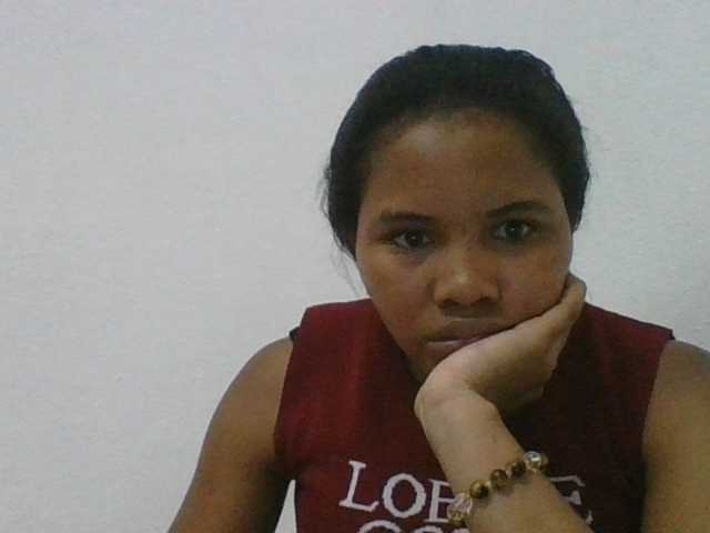 Juliah1a live cam on BongaCams