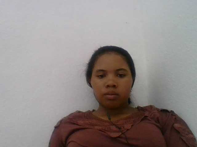 Juliah1a live cam on BongaCams