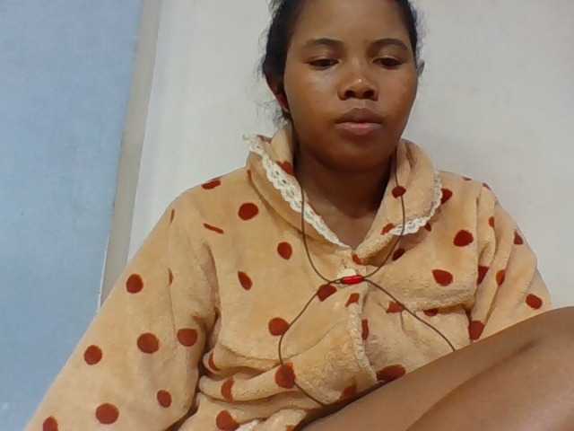 Juliah1a live cam on BongaCams
