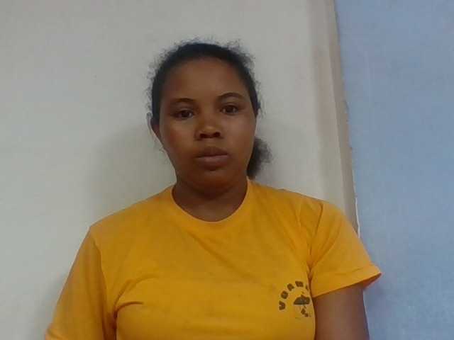 Juliah1a live cam on BongaCams