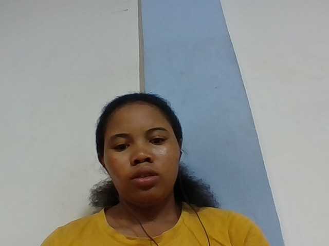 Juliah1a live cam on BongaCams