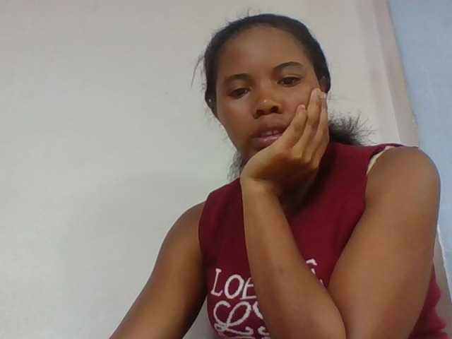Juliah1a live cam on BongaCams