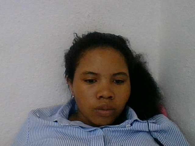 Juliah1a live cam on BongaCams
