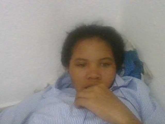 Juliah1a live cam on BongaCams