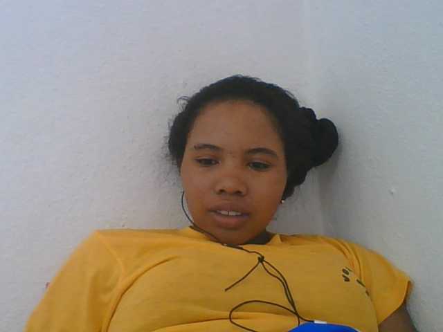 Juliah1a live cam on BongaCams