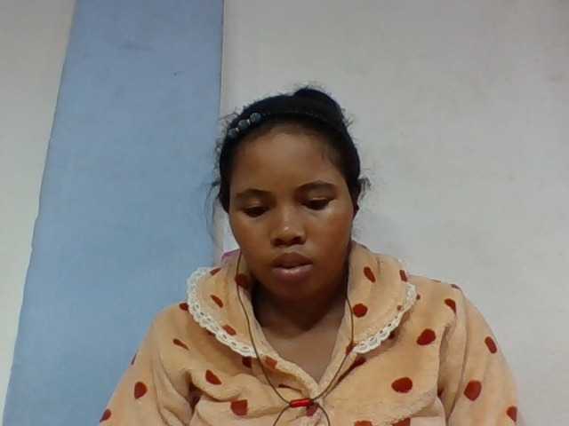 Juliah1a live cam on BongaCams