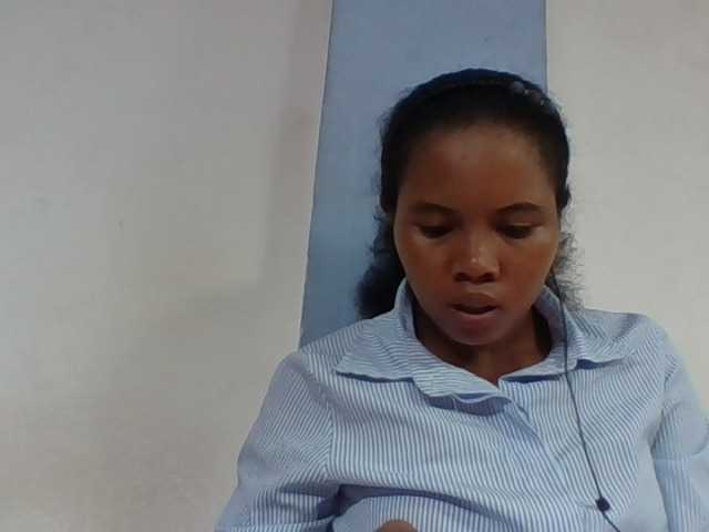 Juliah1a live cam on BongaCams