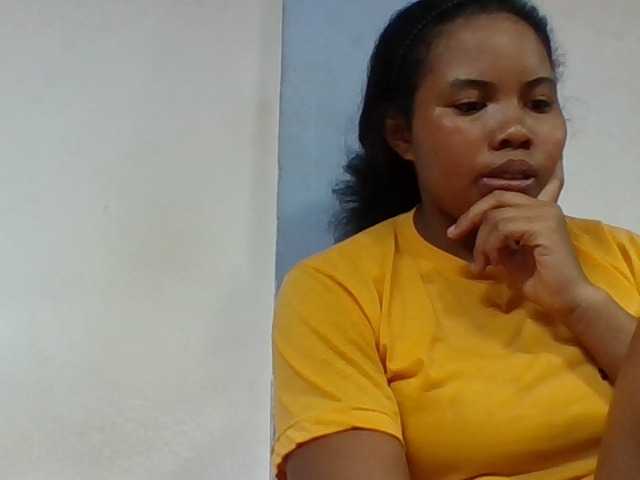 Juliah1a live cam on BongaCams