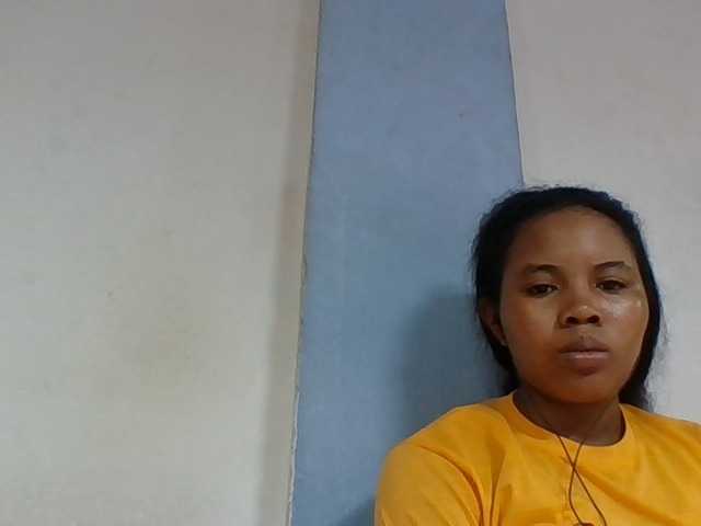 Juliah1a live cam on BongaCams