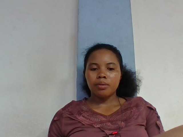 Juliah1a live cam on BongaCams