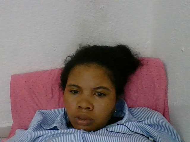 Juliah1a live cam on BongaCams