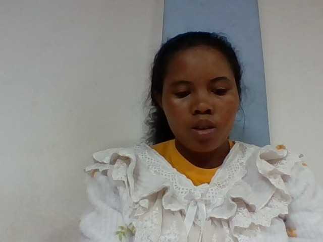 Juliah1a live cam on BongaCams