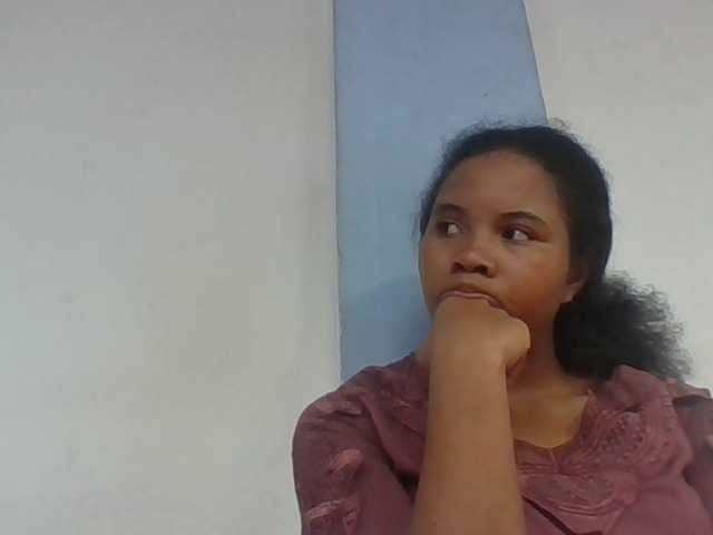 Juliah1a live webcam show