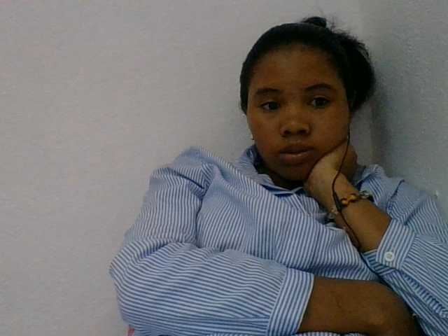 Juliah1a live cam on BongaCams