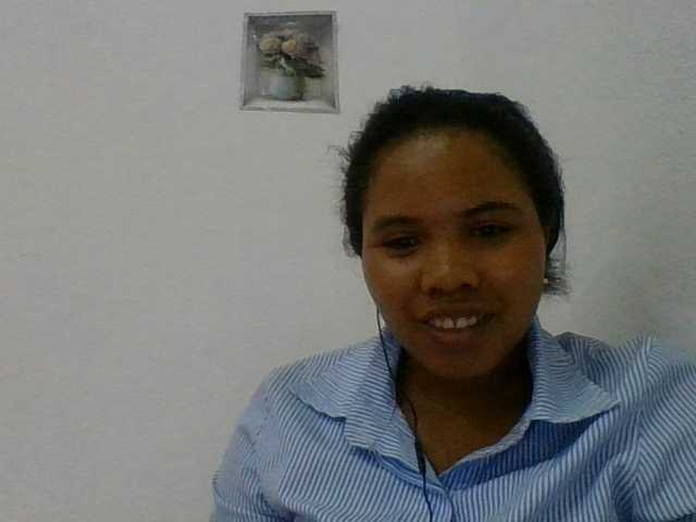 Juliah1a live cam on BongaCams