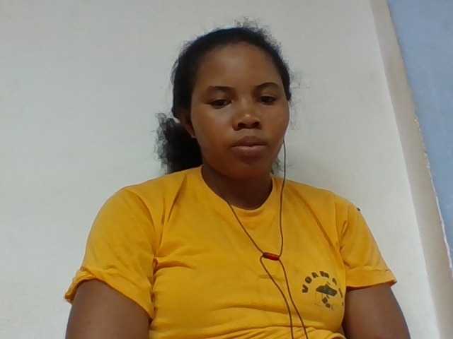 Juliah1a live webcam show