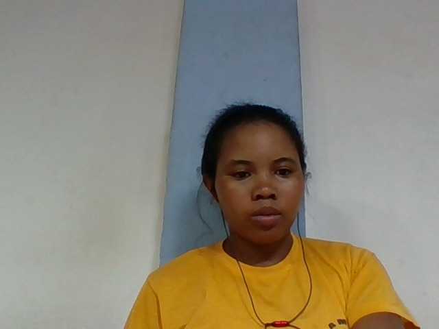 Juliah1a live cam on BongaCams