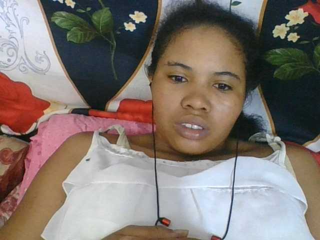 Juliah1a live cam preview