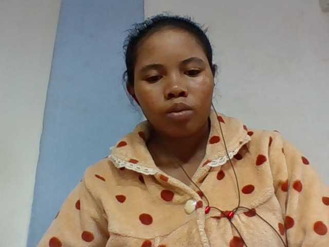 Juliah1a live cam on BongaCams
