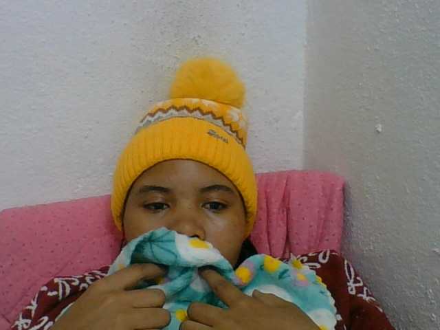 Juliah1a live cam on BongaCams