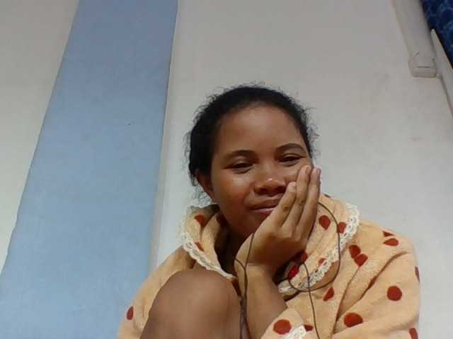 Juliah1a live cam on BongaCams