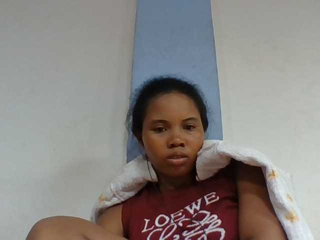 Juliah1a live cam on BongaCams
