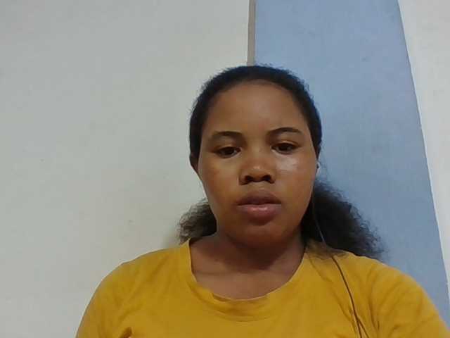 Juliah1a live cam on BongaCams