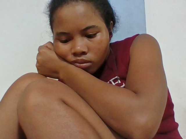 Juliah1a live cam on BongaCams