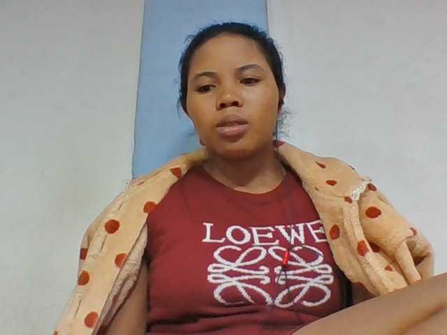 Juliah1a live cam on BongaCams