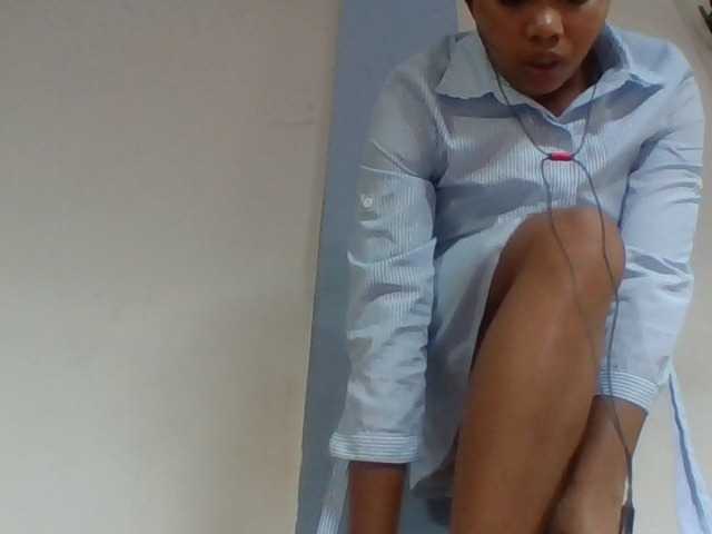 Juliah1a live cam on BongaCams
