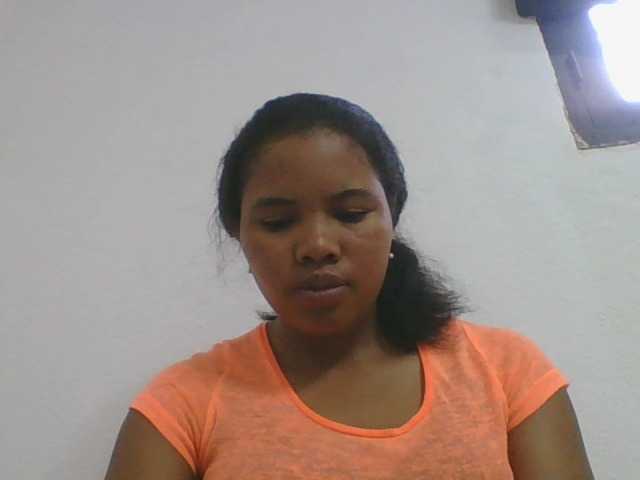 Juliah1a live cam on BongaCams