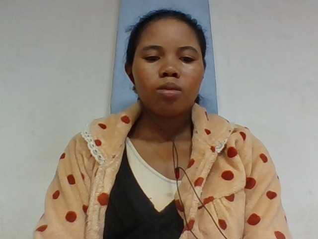 Juliah1a live cam on BongaCams