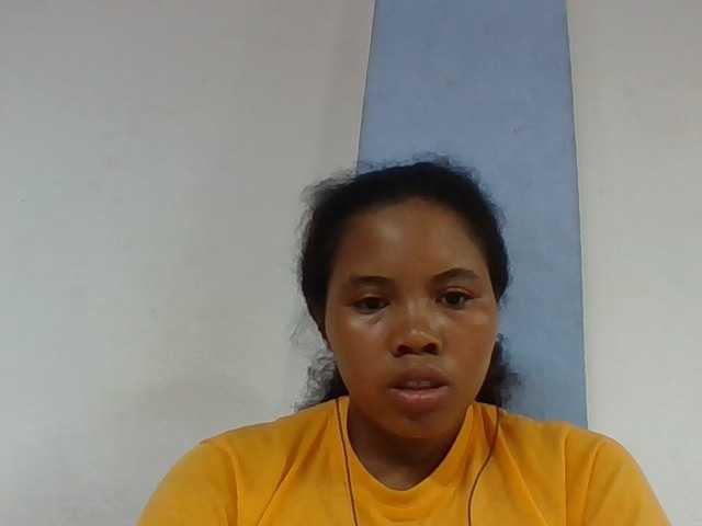 Juliah1a live cam on BongaCams